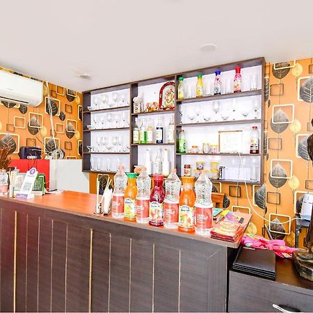 Fabexpress Royal Oak Otel Liluāh Dış mekan fotoğraf