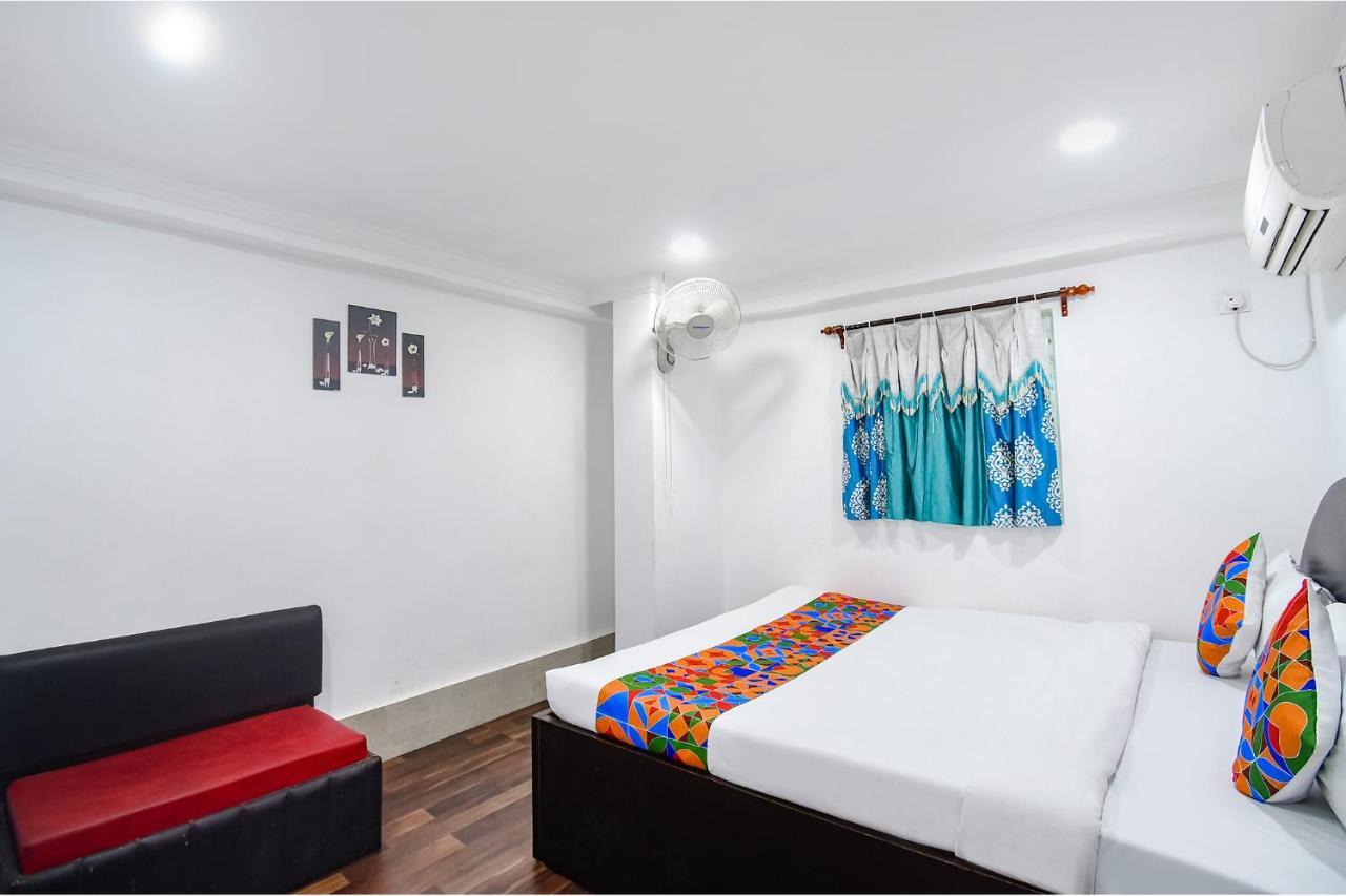 Fabexpress Royal Oak Otel Liluāh Dış mekan fotoğraf