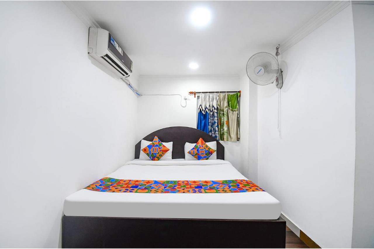 Fabexpress Royal Oak Otel Liluāh Dış mekan fotoğraf